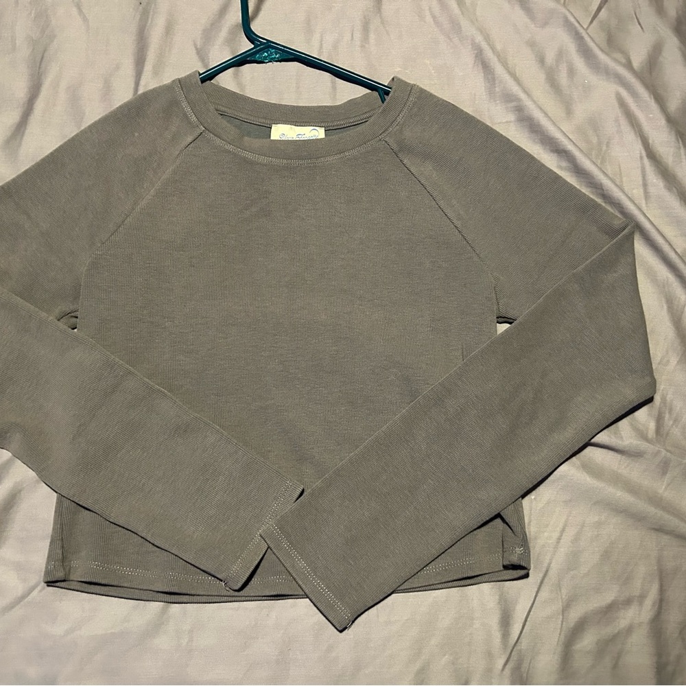 #50 PacSun Gray Long Sleeve Top